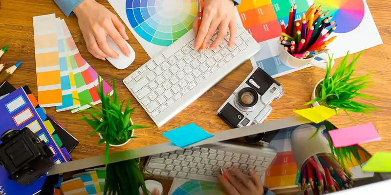 بی‌توجهی به انتخاب رنگ‌ها و نادیده گرفتن روانشناسی رنگ در طراحی پوستر